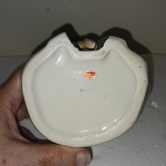 Relpo Praying Nun Bust / Head Vase, Planter, Thick Eyelashes, C6020, Vtg. - Picture 9 of 11